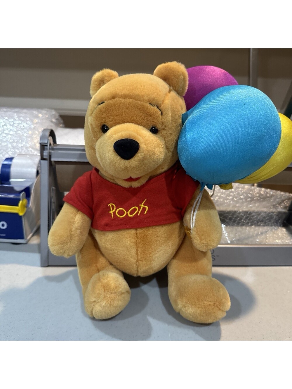 Vintage Winnie The Pooh Collectible HTF Holding Balloons Plush no smoke clean